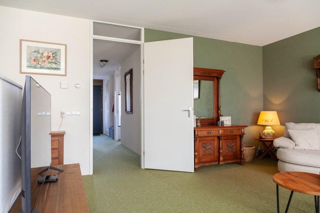 Photo 9 of Burgemeester van der Postlaan 50