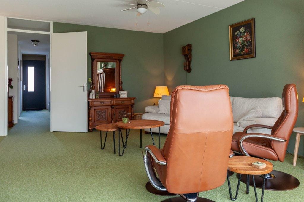 Photo 10 of Burgemeester van der Postlaan 50