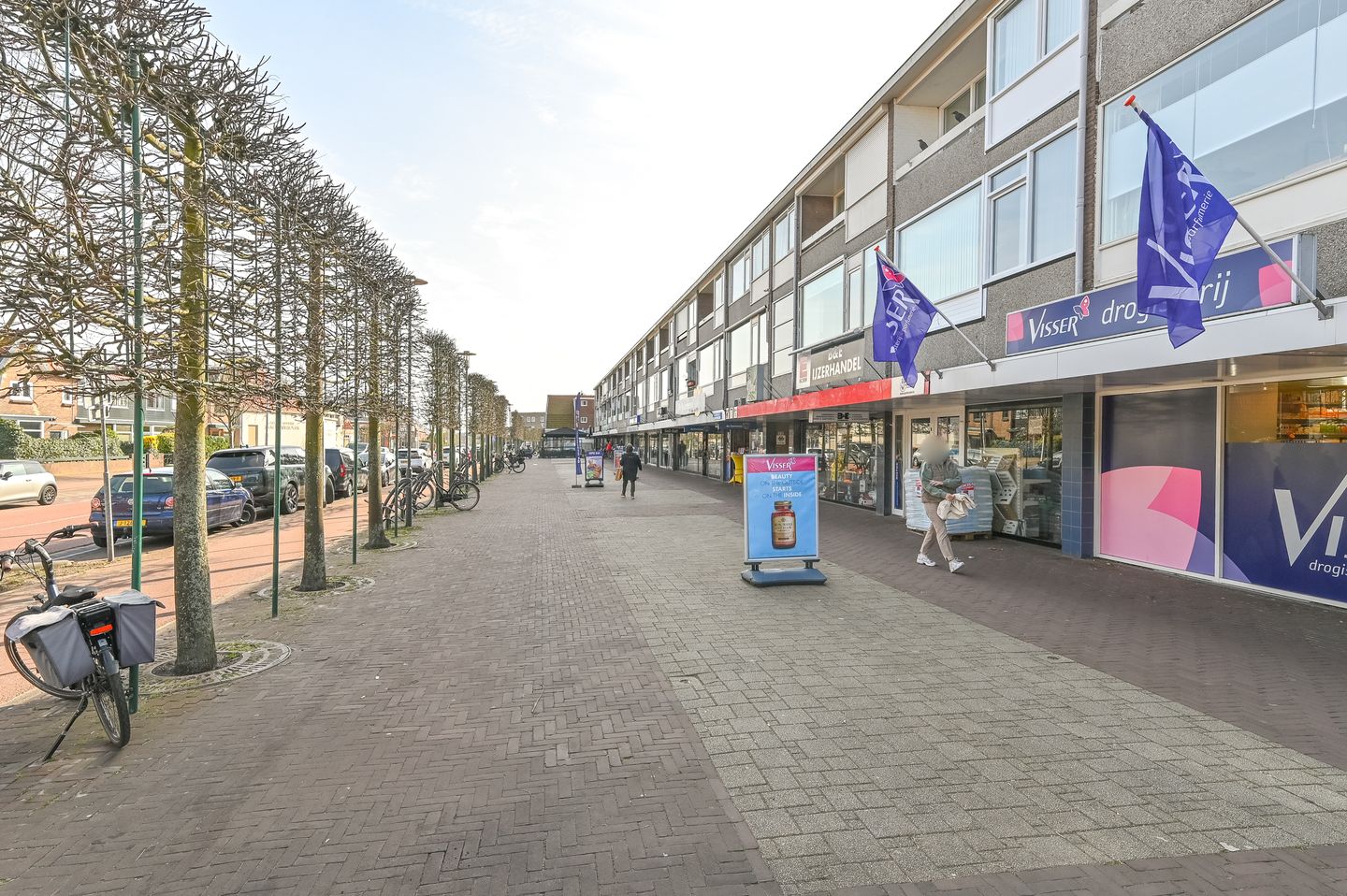 Spacious Maisonette with Four Bedrooms in Santpoort-Noord Centre — 28