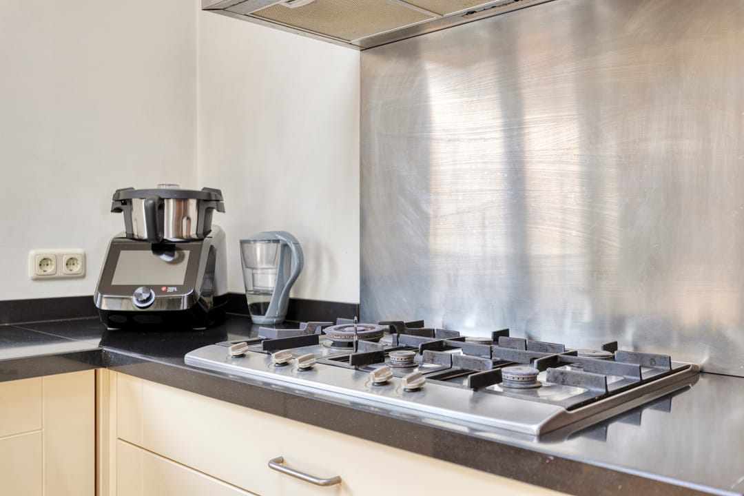 Photo 16 of Tullensstraat 49