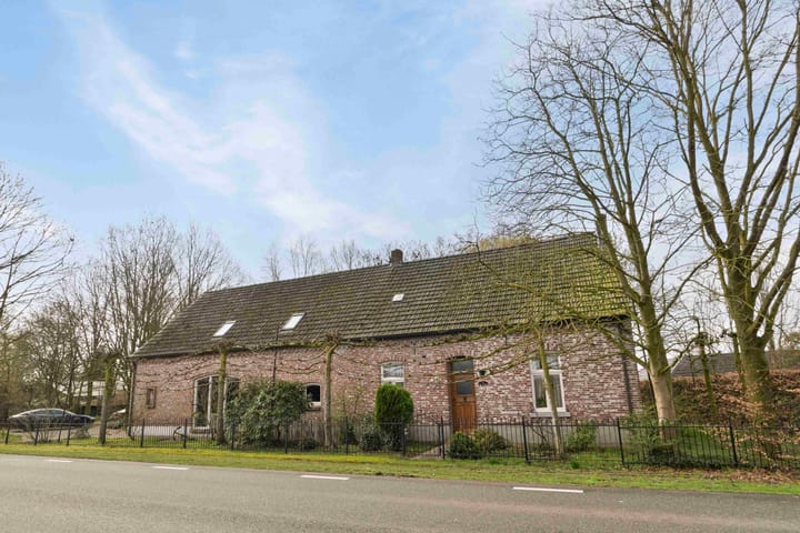 Photo 3 of Heldensedijk 22