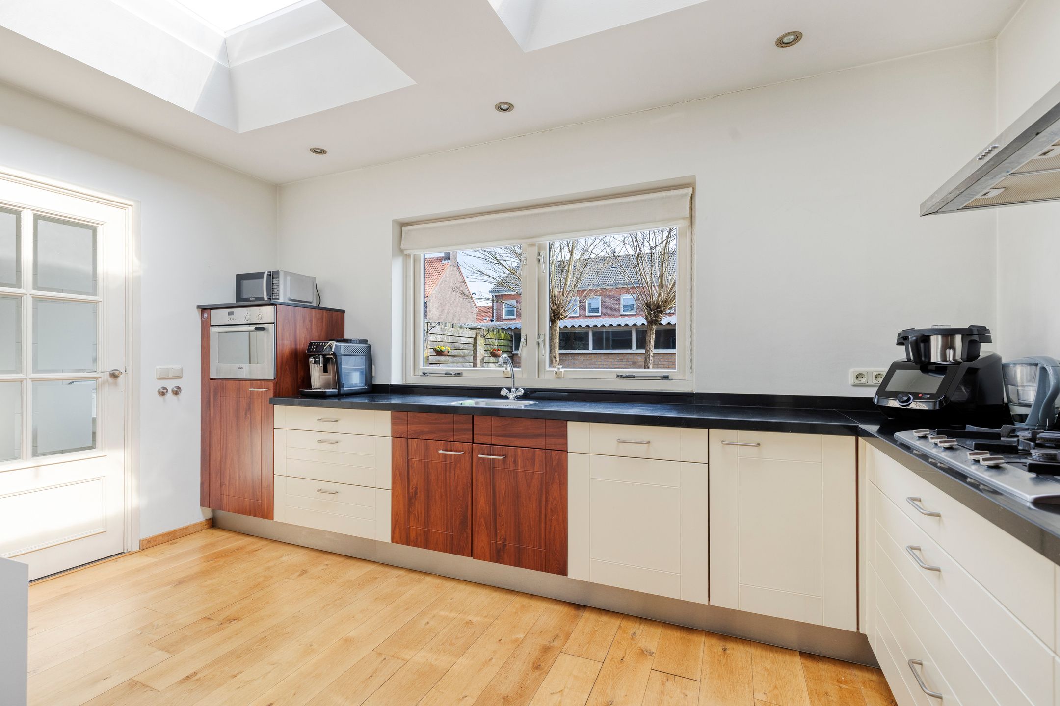 Photo 3 of Tullensstraat 49