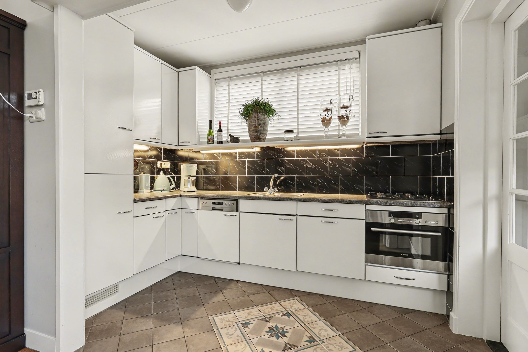 Foto 15 van Abdijstraat 9