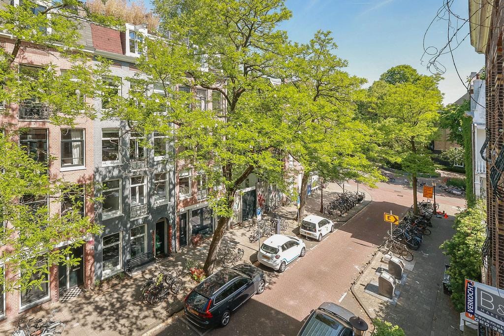 Photo 9 of Wilhelminastraat 5-3