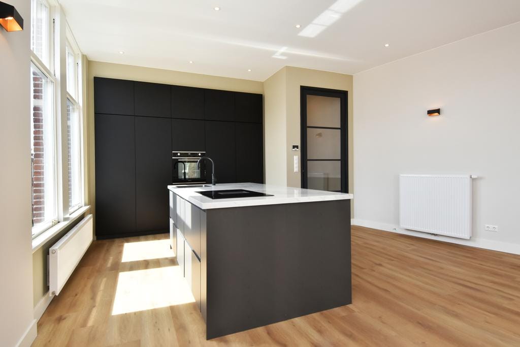 Foto 9 van Van Beuningenstraat 49-A