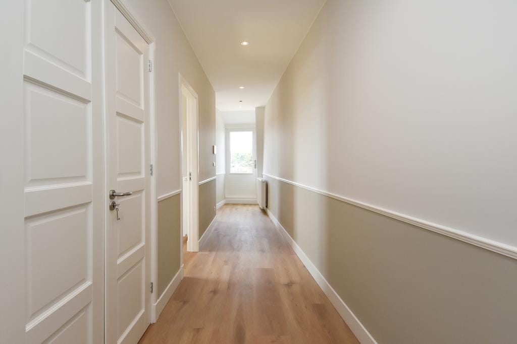 Foto 25 van Van Beuningenstraat 49-A