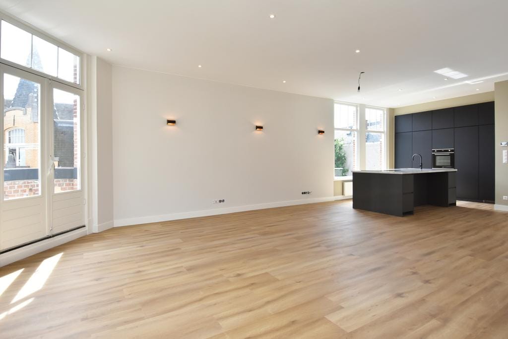 Foto 18 van Van Beuningenstraat 49-A