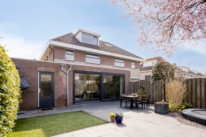 Photo 4 of Regenwulplaan 34