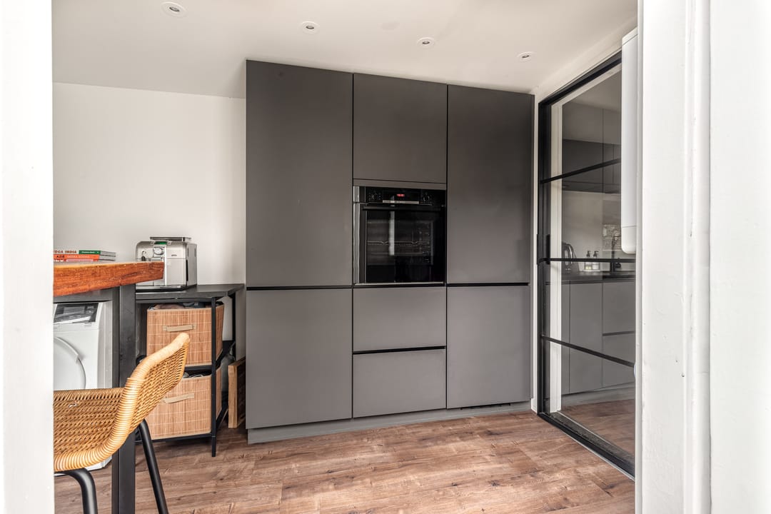 Characteristic family home with sunny garden and renovated attic in sought-after Indischebuurt — 14