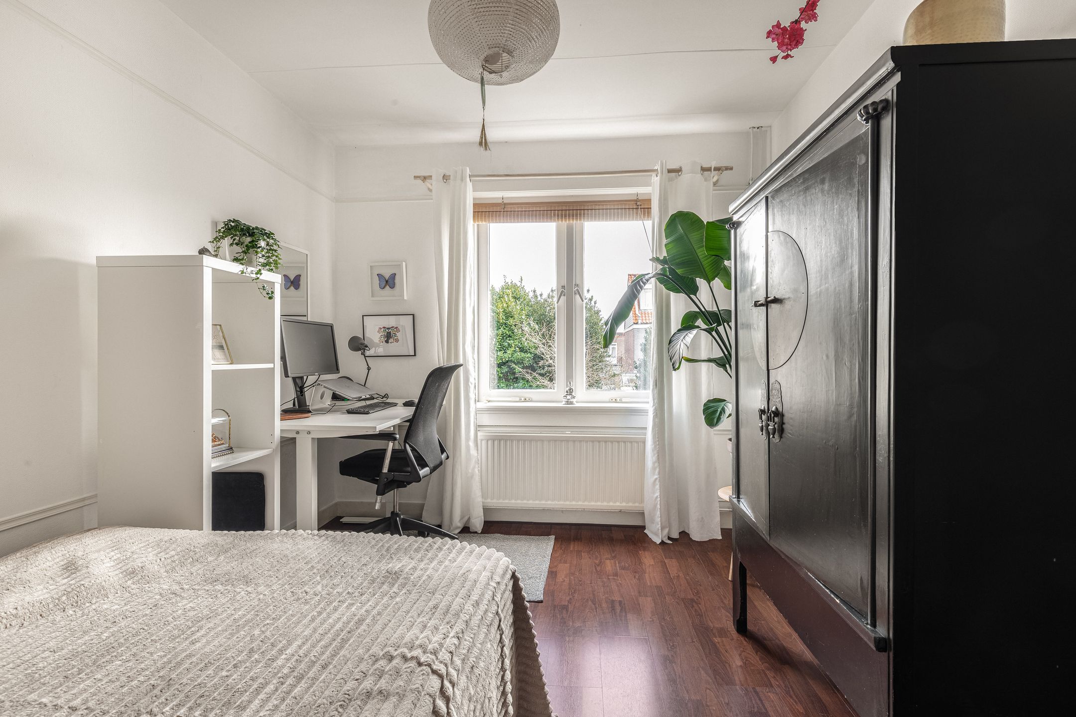 Characteristic family home with sunny garden and renovated attic in sought-after Indischebuurt — 24