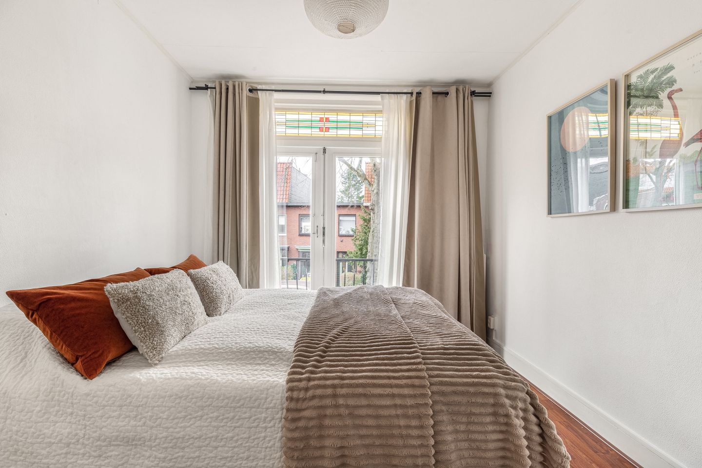 Characteristic family home with sunny garden and renovated attic in sought-after Indischebuurt — 26