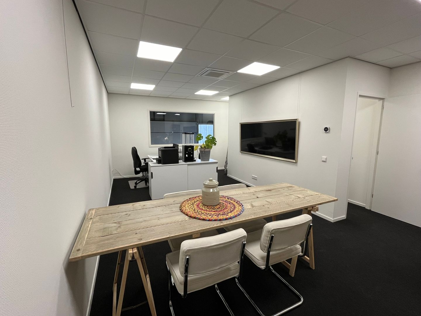 View photo 3 of Usselerhalte 152