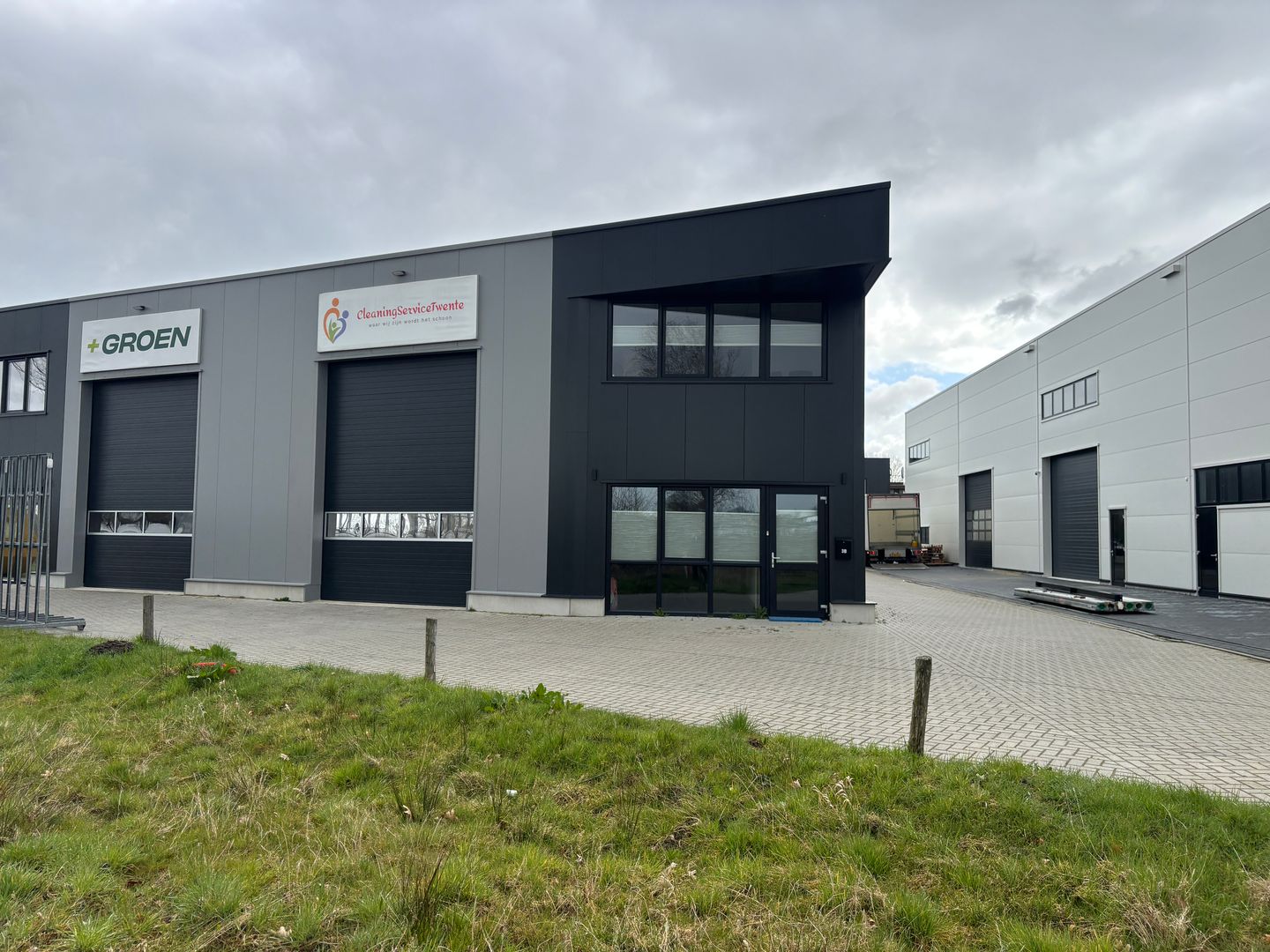 View photo 2 of Kabelstraat 3-b