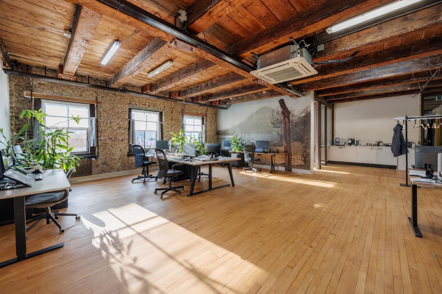 View photo 3 of Burgwal 45