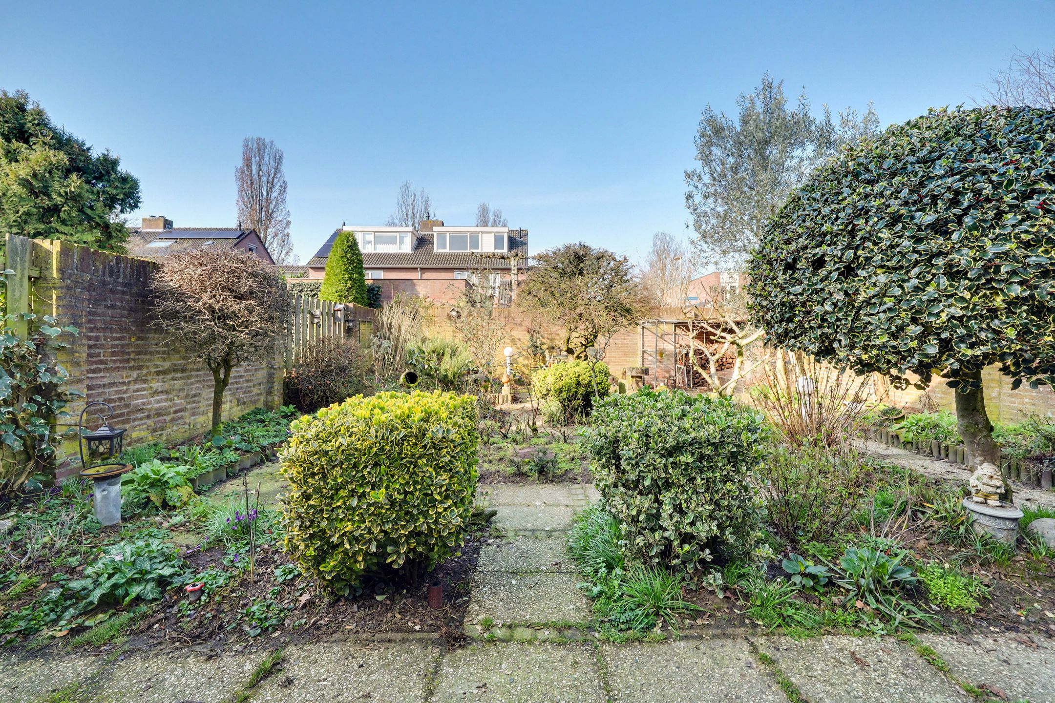 Charming semi-detached house with garage and sunny west-facing garden in Drunen — 36