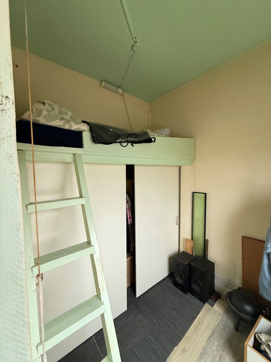 Foto 8 van Van Bergenstraat 45