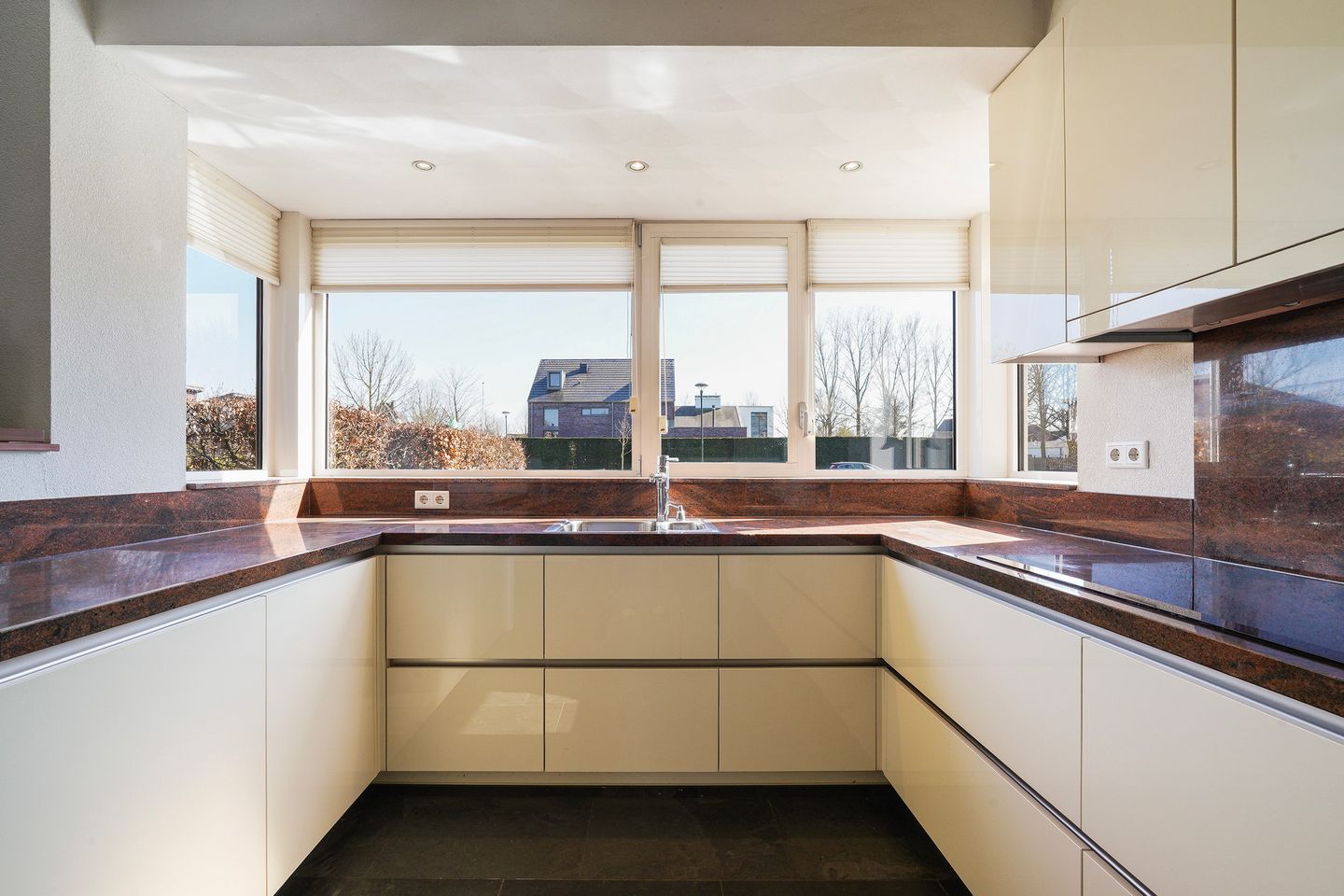 Energy-efficient detached villa with ground-floor living possibilities in peaceful Gemonde — 15