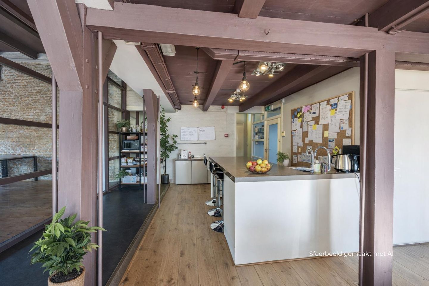 Bekijk foto 2 van Burgwal 45