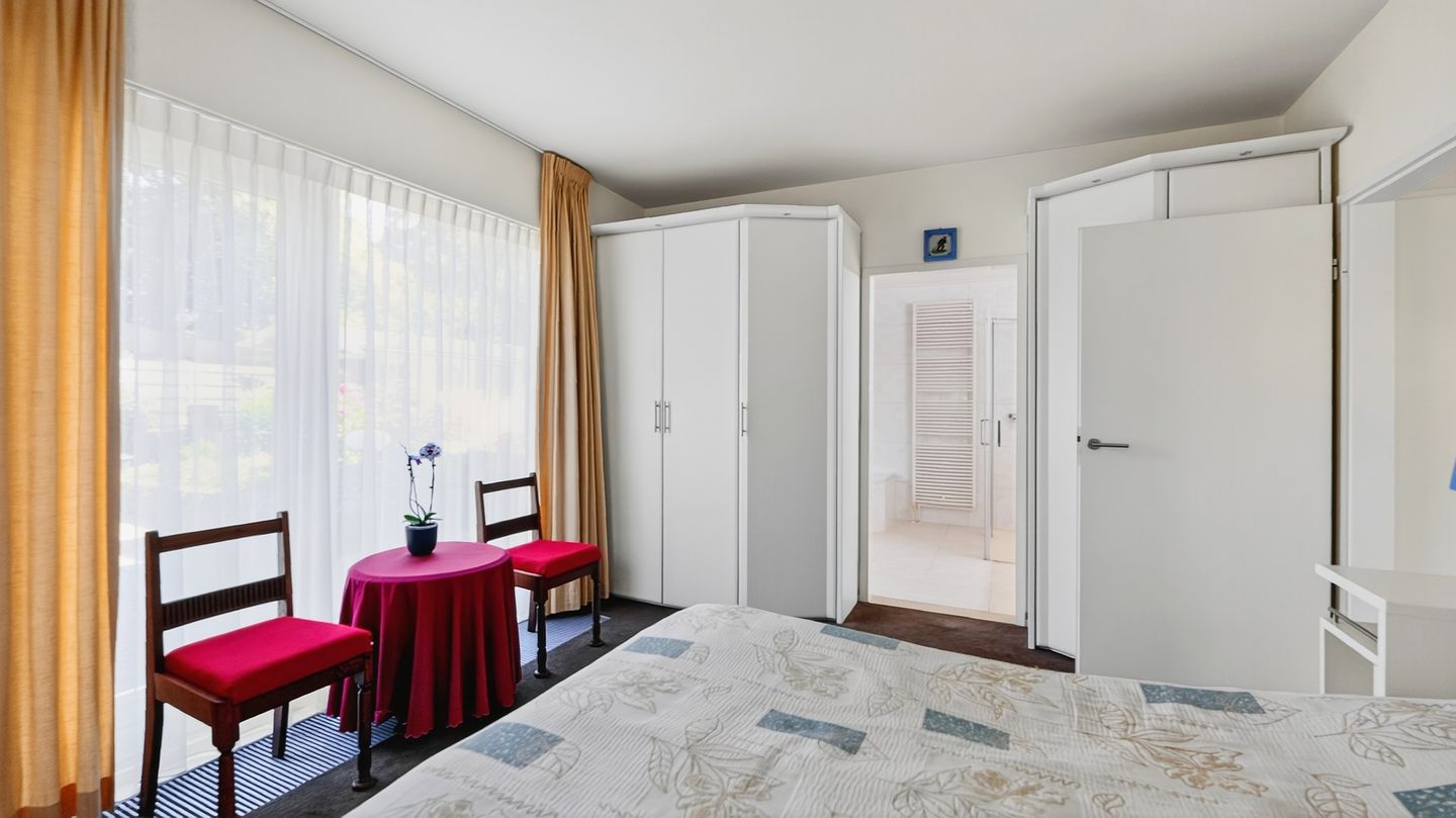 Photo 20 of Kluut 38