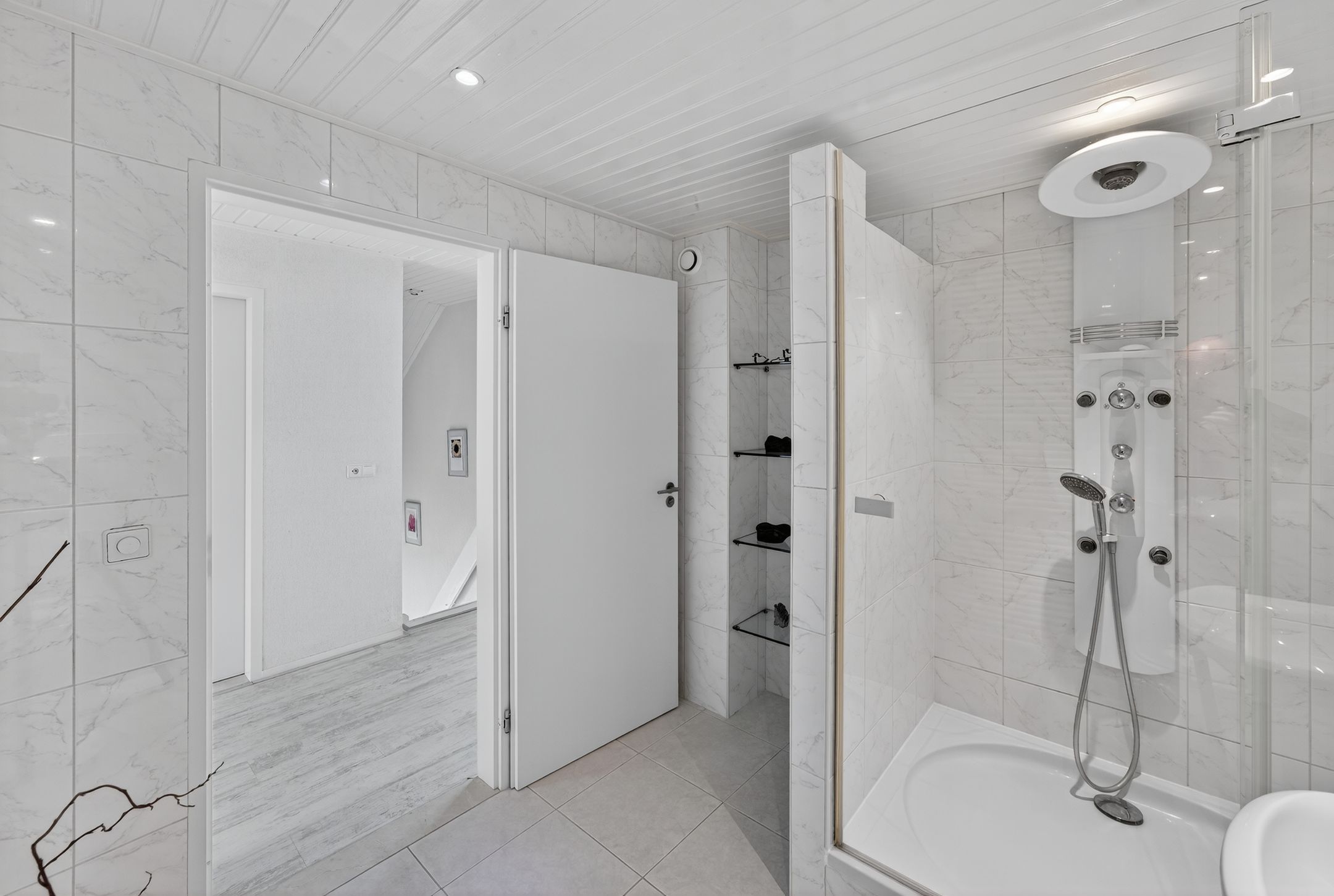 Photo 39 of Kluut 38