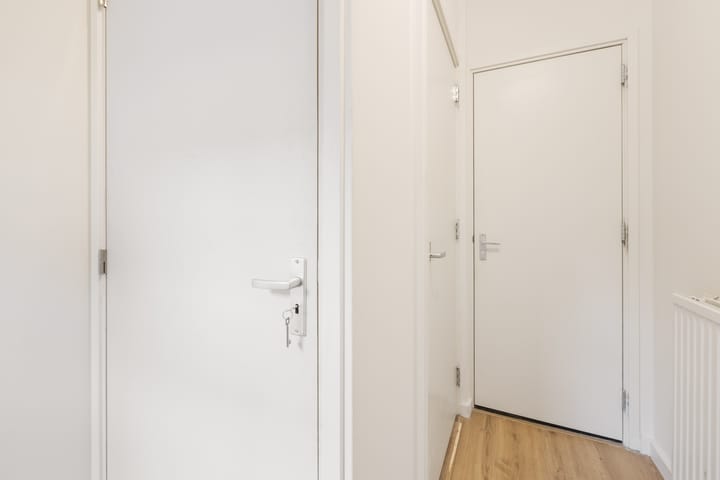 Foto 4 van Van Marumstraat 5-A