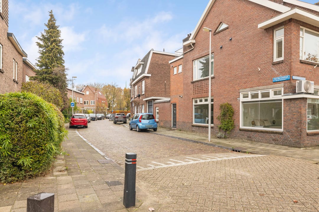 Ground Floor Apartment in Tuinwijk-Oost Utrecht — 25