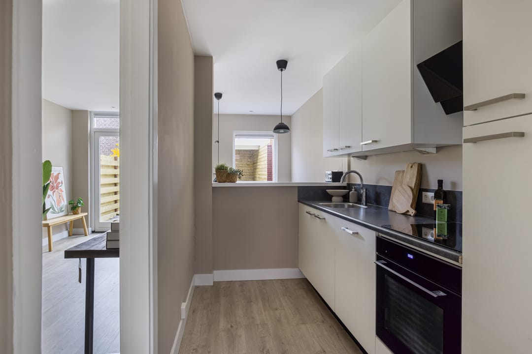 Foto 8 van Linnaeusstraat 26