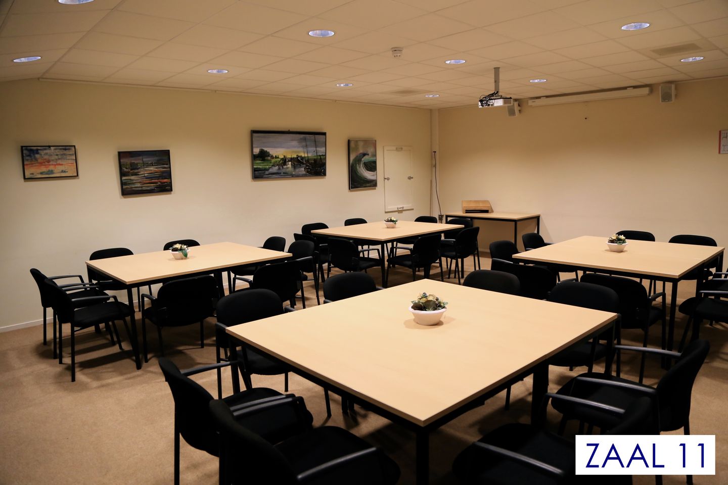 View photo 4 of Hortuslaan