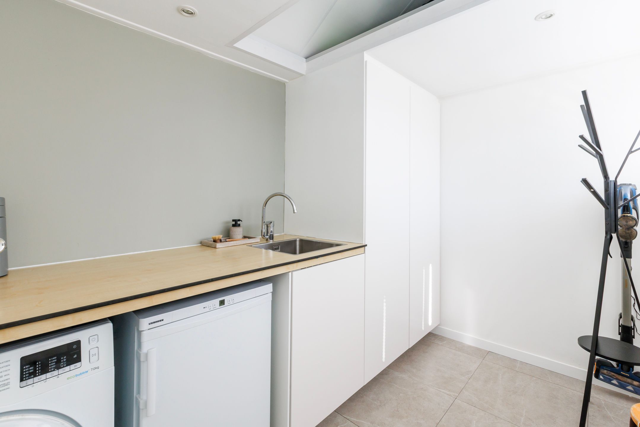 Foto 12 van van Limburg Stirumlaan 89