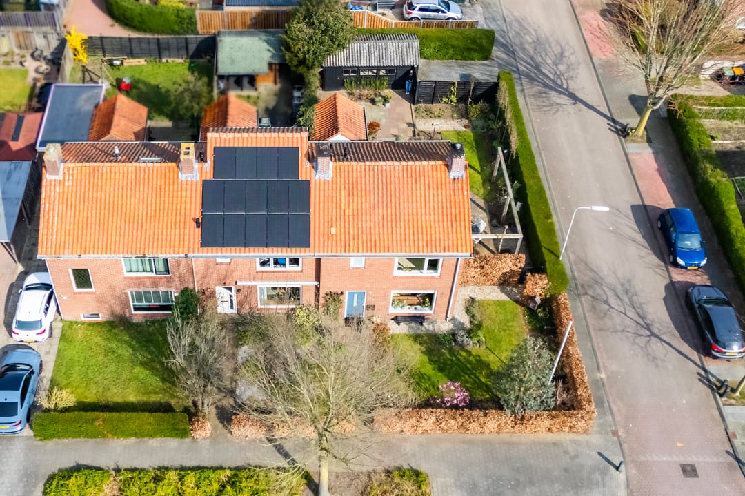 Foto 37 van van Limburg Stirumlaan 89