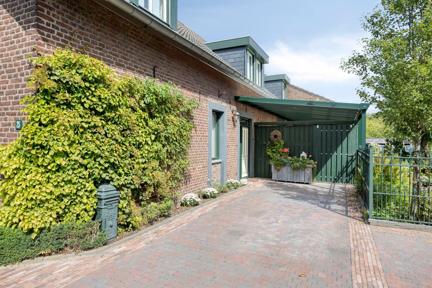 Foto 5 van Voorsterstraatweg 25