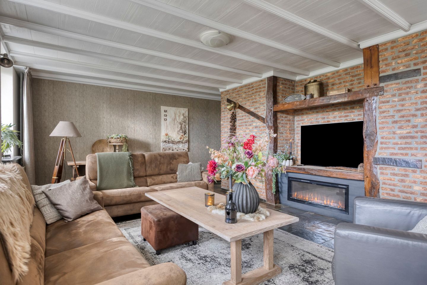 Foto 14 van Voorsterstraatweg 25