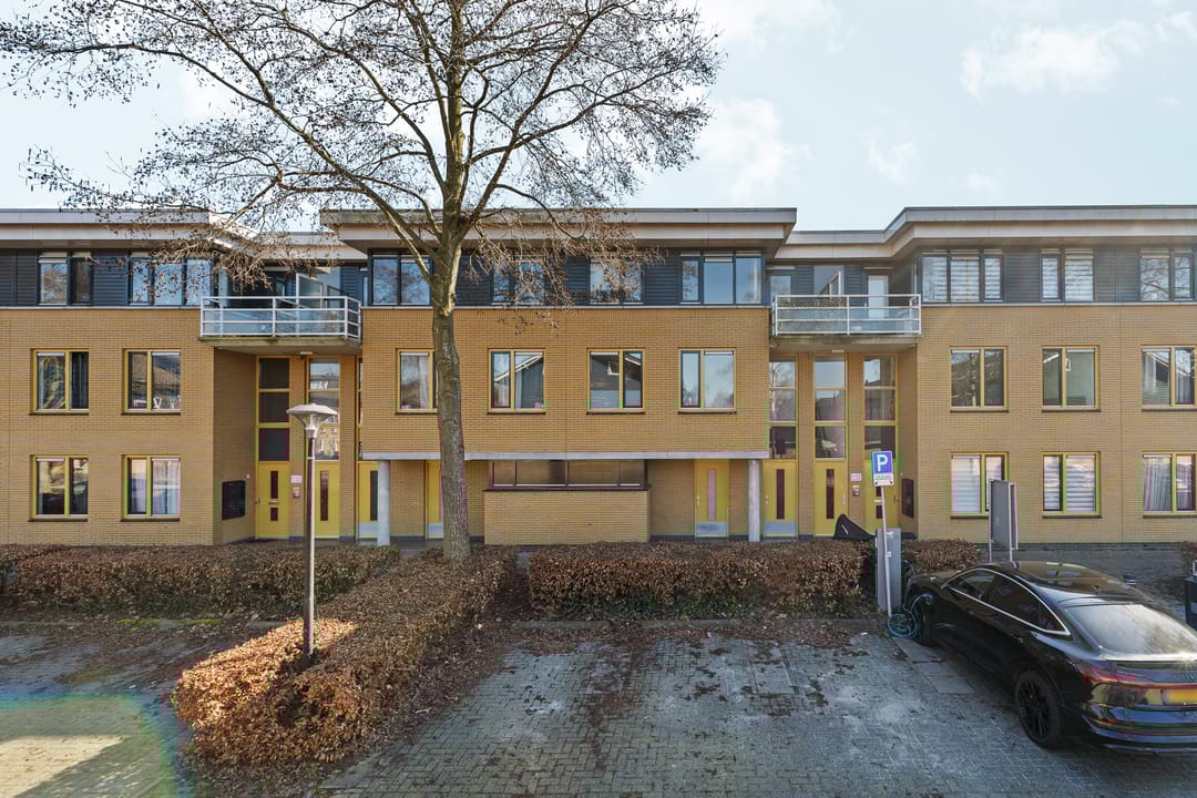 Foto 38 van Voorjaarstraat 35