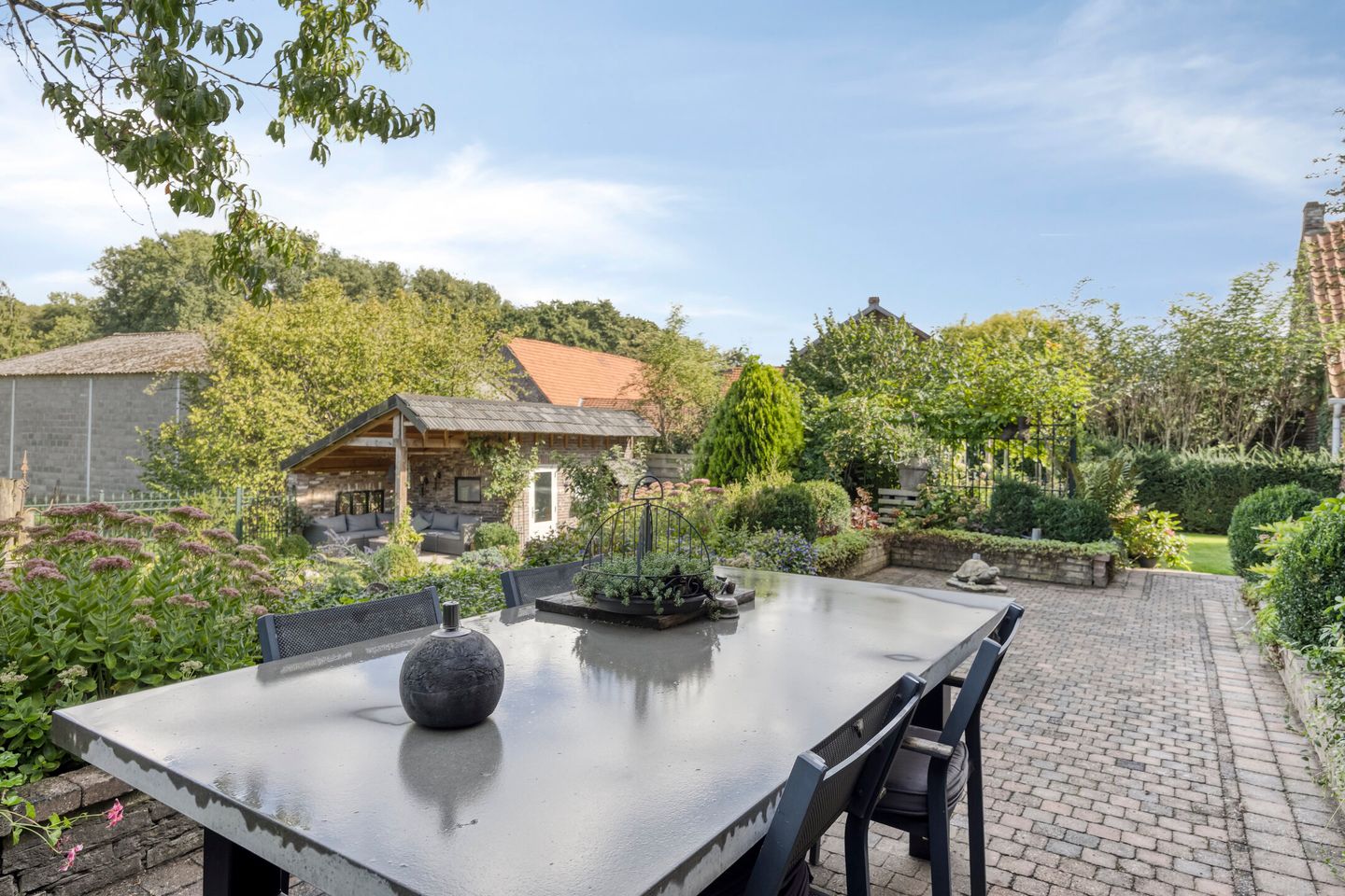 Foto 64 van Voorsterstraatweg 25