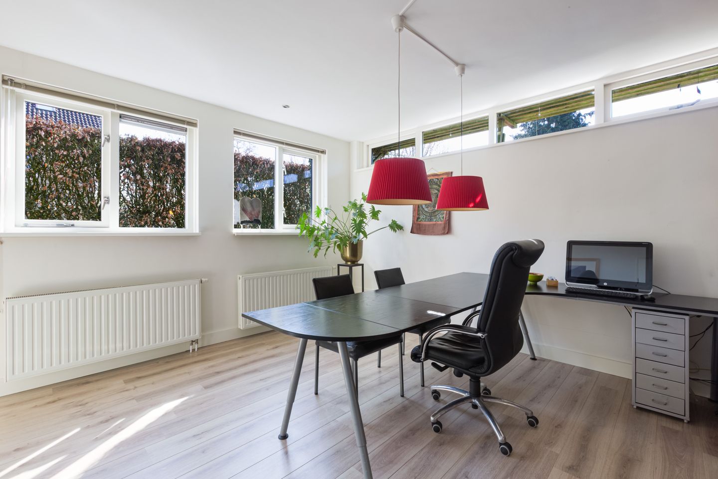 Spacious semi-detached home with practice space and stunning garden in Woudenberg — 16