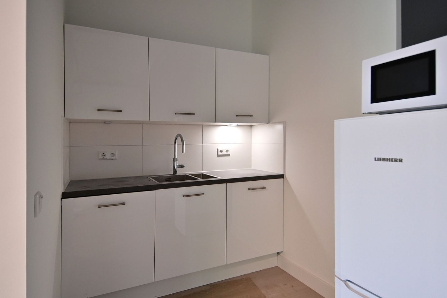 View photo 4 of Vogelkersberg 12-D