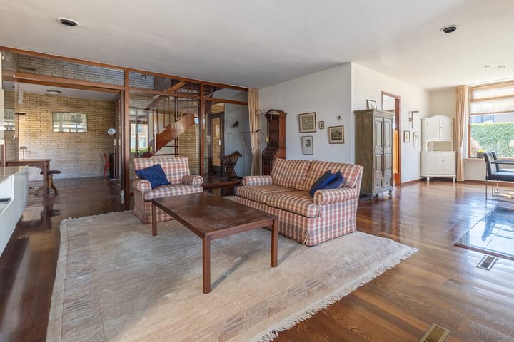 Vrijstaande woning te koop: van Hemessenkade 15, Woubrugge