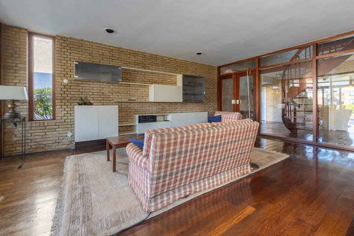 Vrijstaande woning te koop: van Hemessenkade 15, Woubrugge