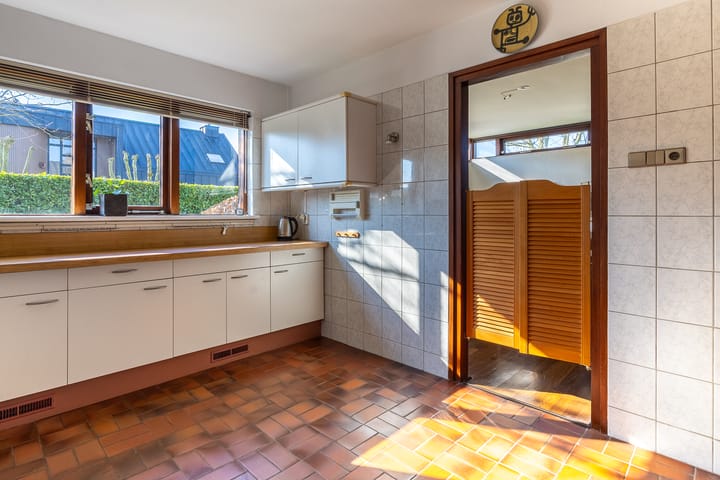 Vrijstaande woning te koop: van Hemessenkade 15, Woubrugge