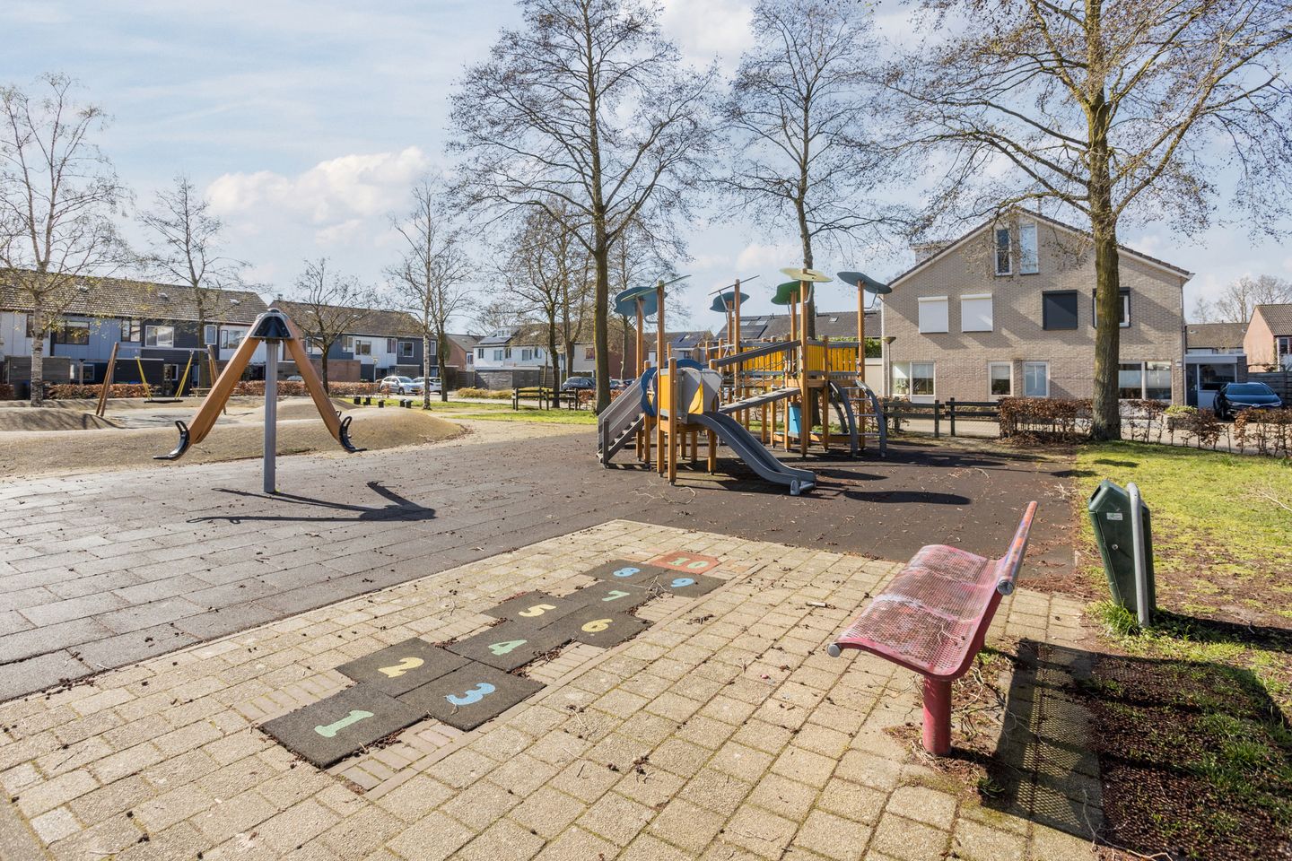 Foto 35 van Jan Steenstraat 213