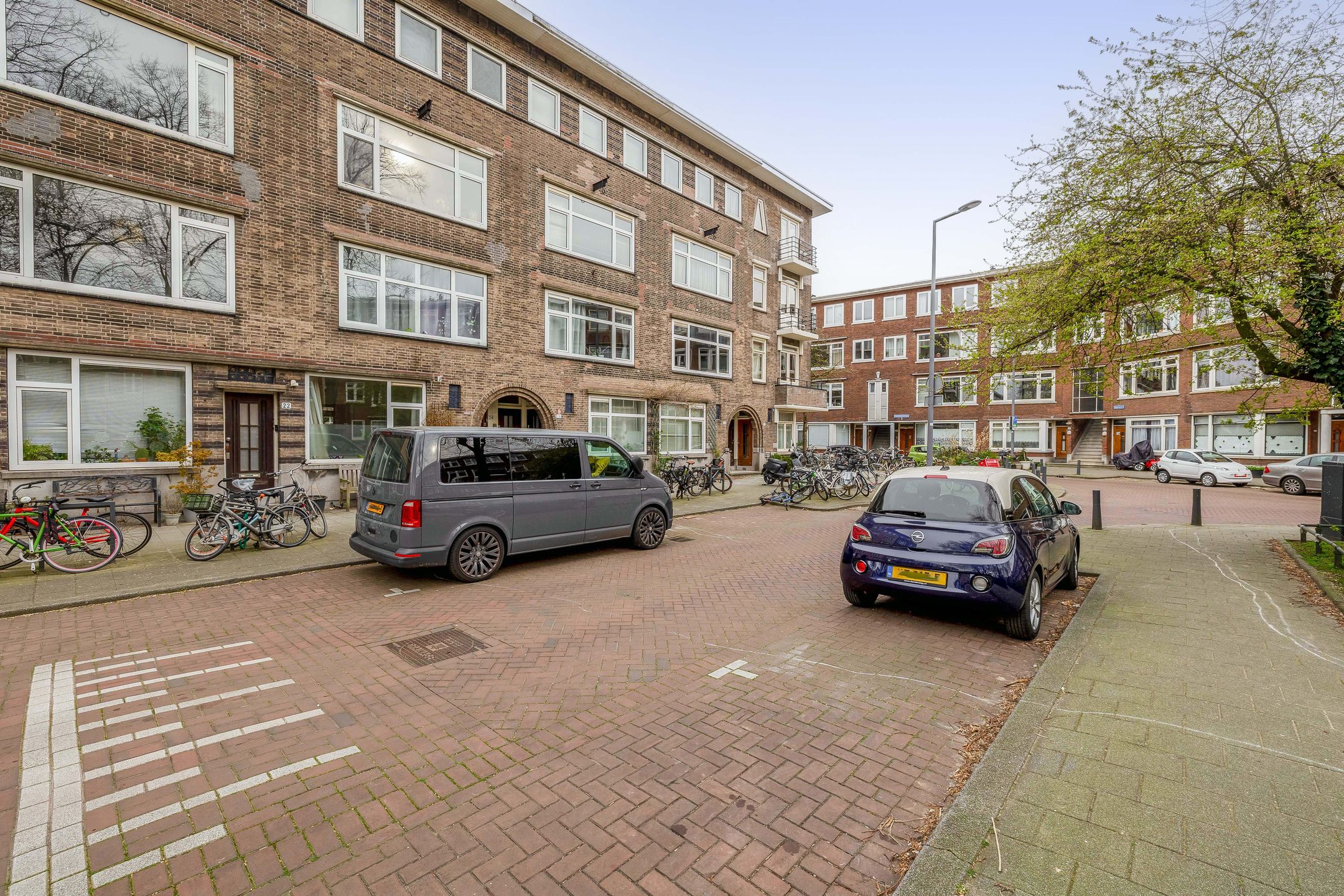 Photo 33 of Baljuwplein 28-01