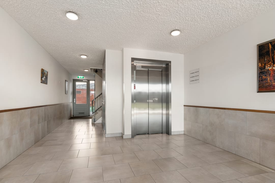 Well-maintained corner apartment with free view near Hoofddorp center — 27