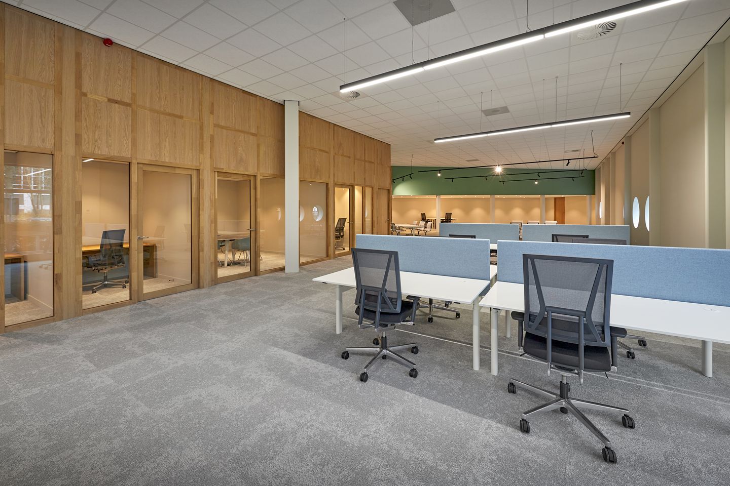 View photo 4 of Polarisavenue 1-101