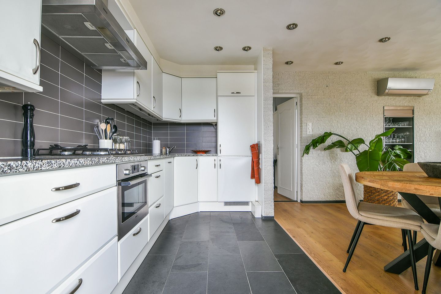 Foto 14 van Ierlandstraat 195