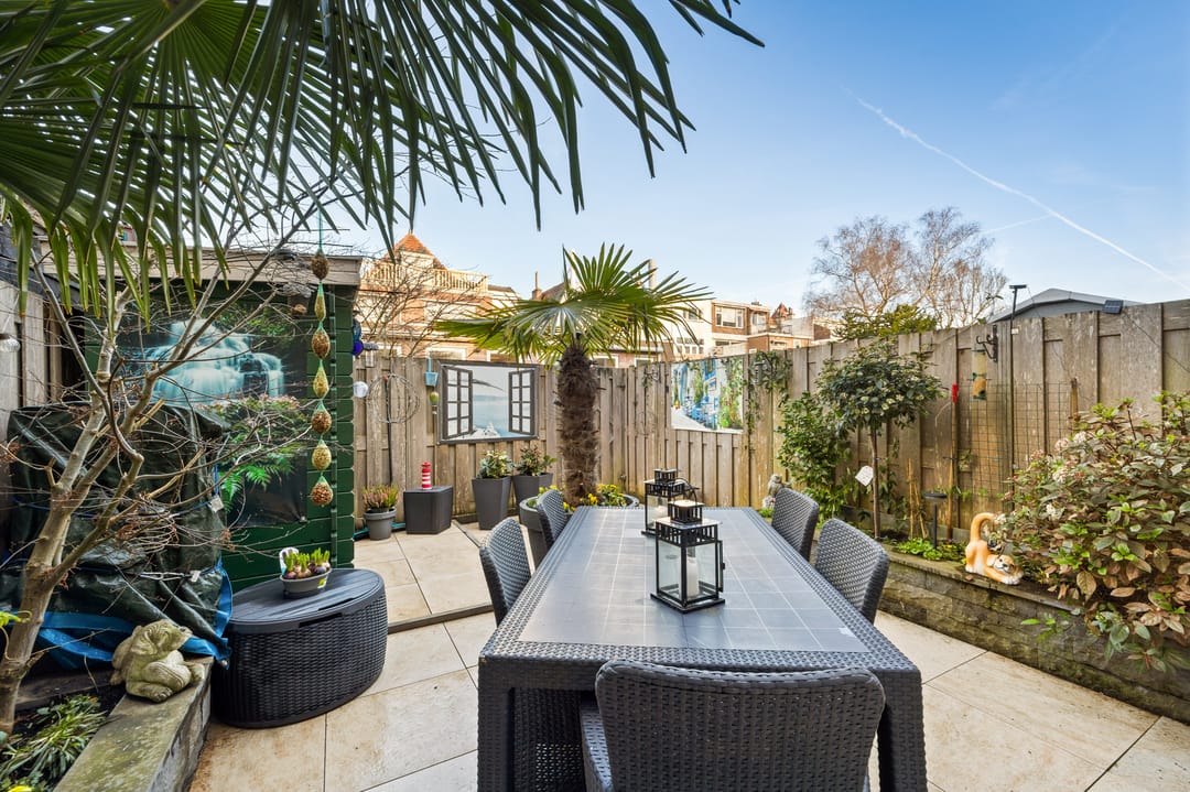 Spacious Move-in Ready Terraced House with Garden and Private Parking — 13