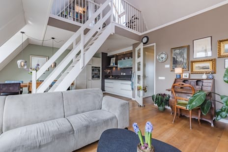 Eyckenstein 78 secondary image