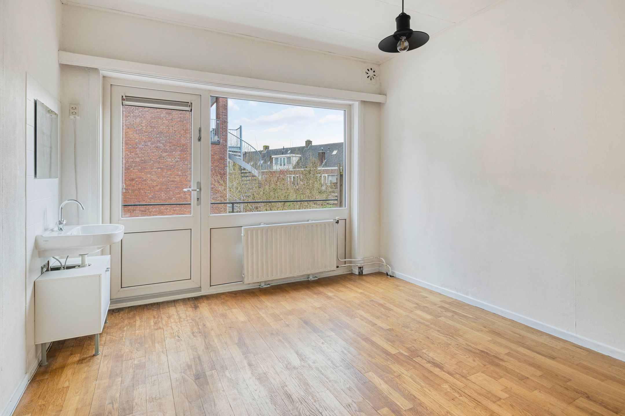 Photo 6 of Van Koetsveldstraat 13