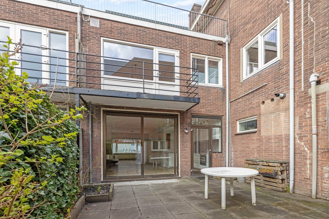 Photo 28 of Van Koetsveldstraat 13