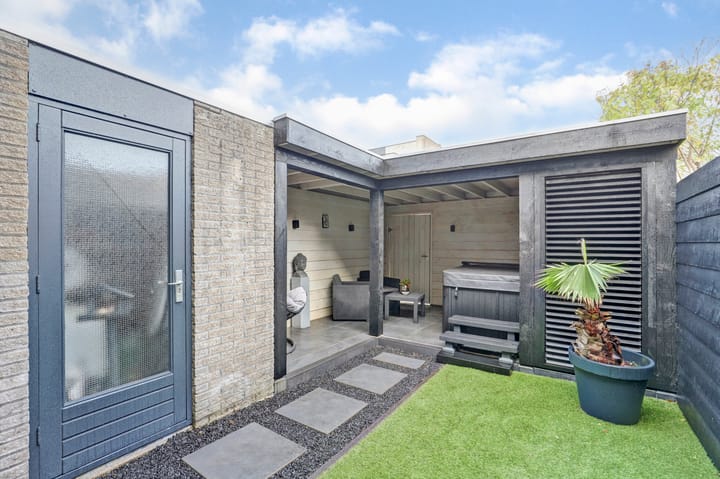 Foto 2 van Nessepolderstraat 8