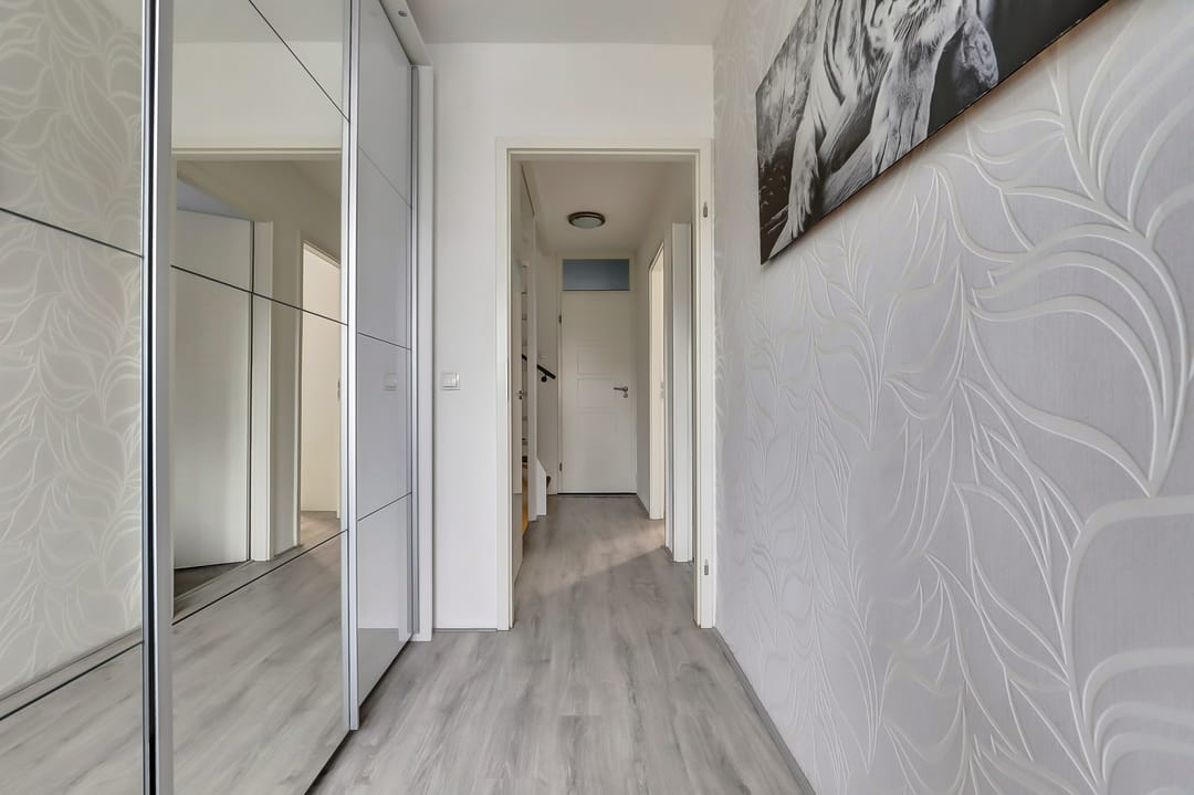 Move-in ready modern terraced home with rooftop terrace and jacuzzi in Gouda — 17